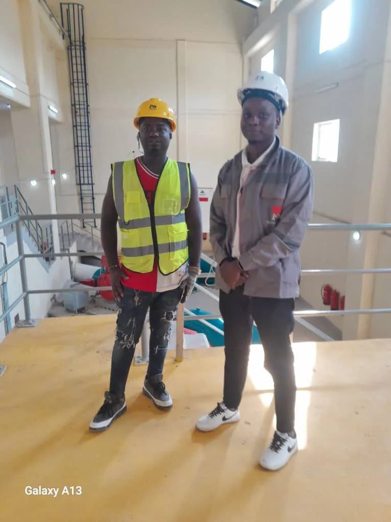 Fabrication et Installation des panneaux de signalisation à la centrale hydroélectrique de Gitega – image 2